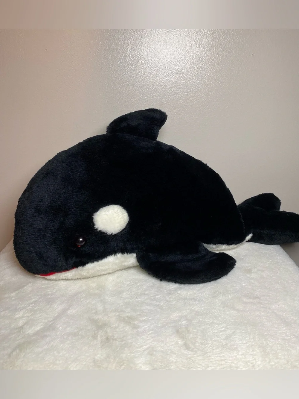 Sea World 1989 Plush Killer Whale Stuffed Animal - Black & White 20in